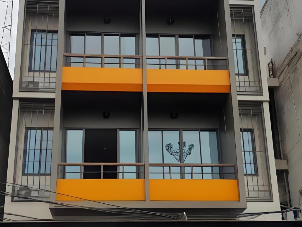 Chomtrang Hotel Exterior photo